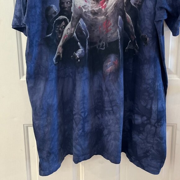 The Mountain Unisex Blue Tie-Dye Zombie Walking Dead Style Tee Shirt Sz 3XL - Picture 4 of 7